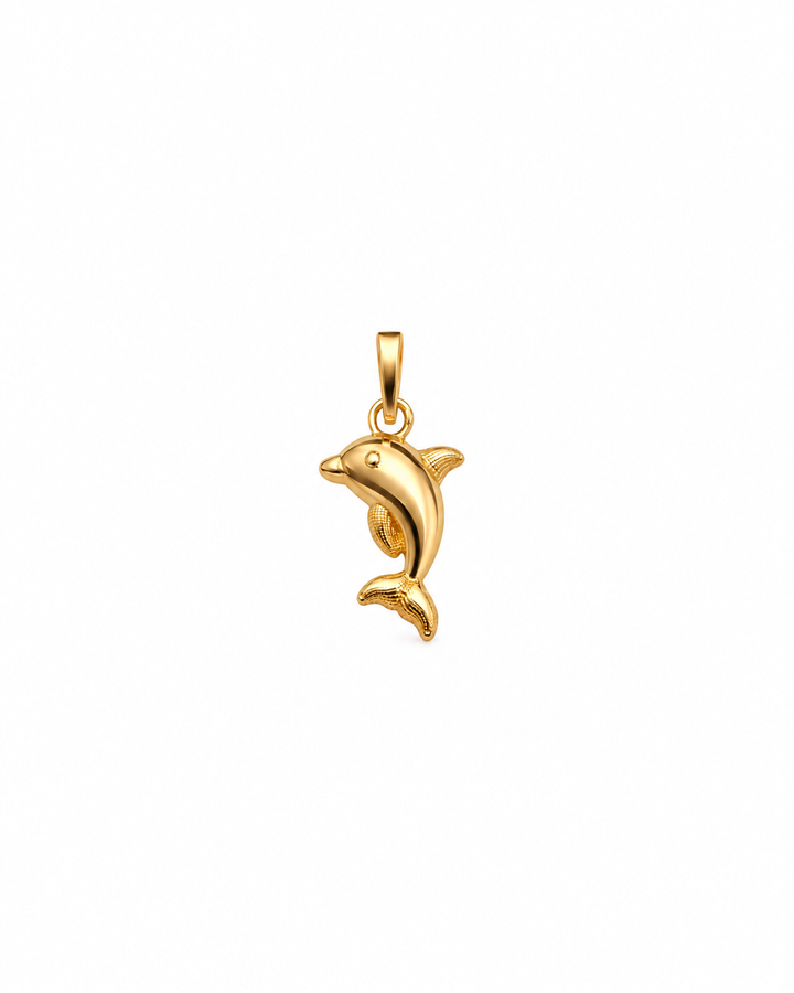 Dolfin-e Bazigush Delfin-Anhänger aus 18k Gelbgold mit geschwungener Form und strukturierten Flossen auf weissem Hintergrund