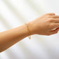Armband_Gelbgold_18k_Zanjir-e_Do-Ravan_Die_zwei_Stroeme_-_Aufnahme_zwei_Ketten_lifestylebild