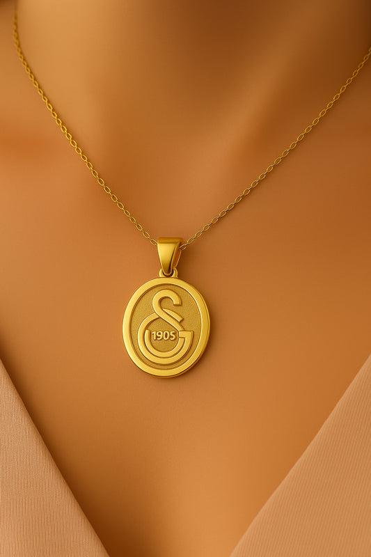 18k Goldanhänger mit personalisiertem Clubsymbol – handgefertigte Sonderanfertigung