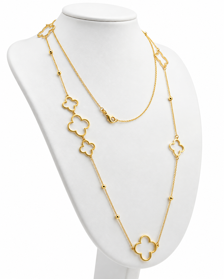 Luxuriöse 18k Goldkette mit weißen Kleeblatt-Motiven – lange Damenhalskette aus 750 Gelbgold mit Clover-Anhängern, Perlmutt-Optik und zeitlosem Design