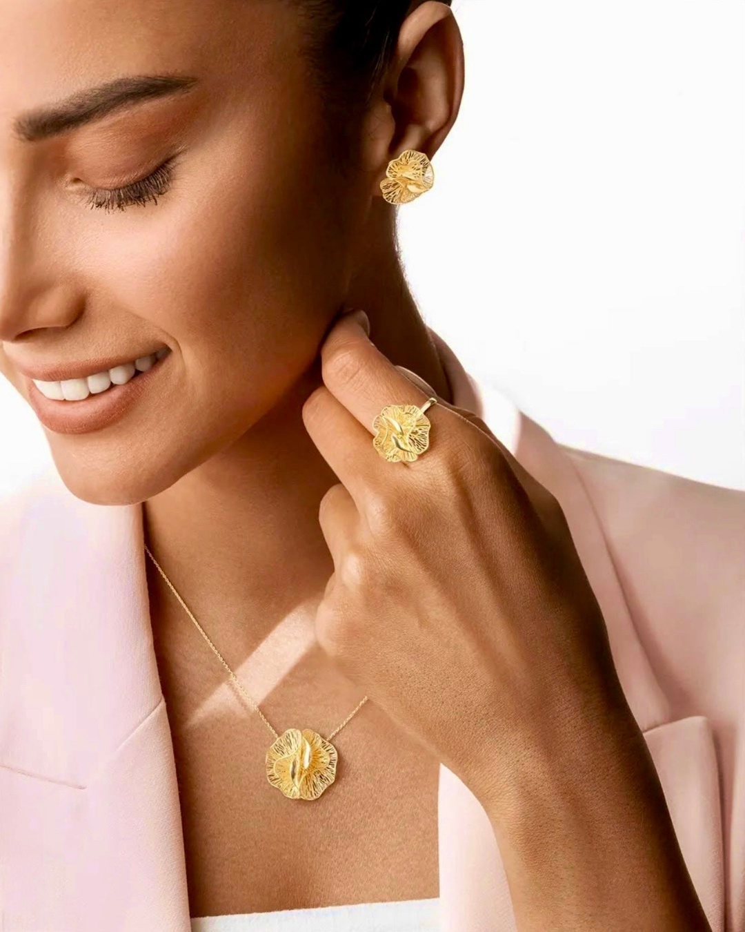 Halskette Gelbgold 18k – Gol-e Shans (Blume des Glücks)