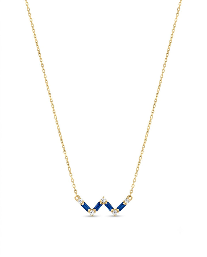 Feine Halskette aus 18k Gelbgold mit W-förmigem Cassiopeia-Anhänger in Blau – 41.5 cm Länge