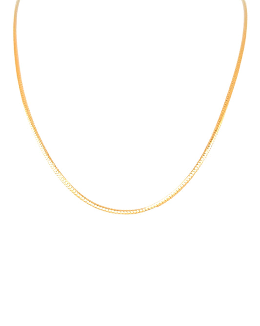 Flache Panzerkette aus 18k Gelbgold im herringbone-ähnlichen Fischgrätmuster, 45 cm lang, freigestelltes Produktbild