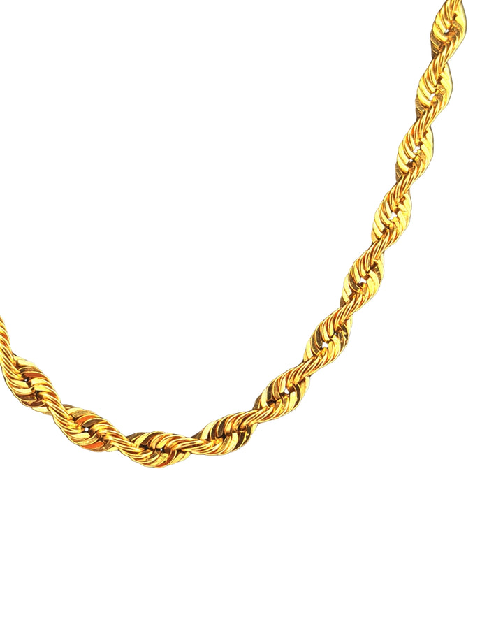 Detailaufnahme der ineinandergehängten Rundglieder der 18k Gold Ringzopfkette