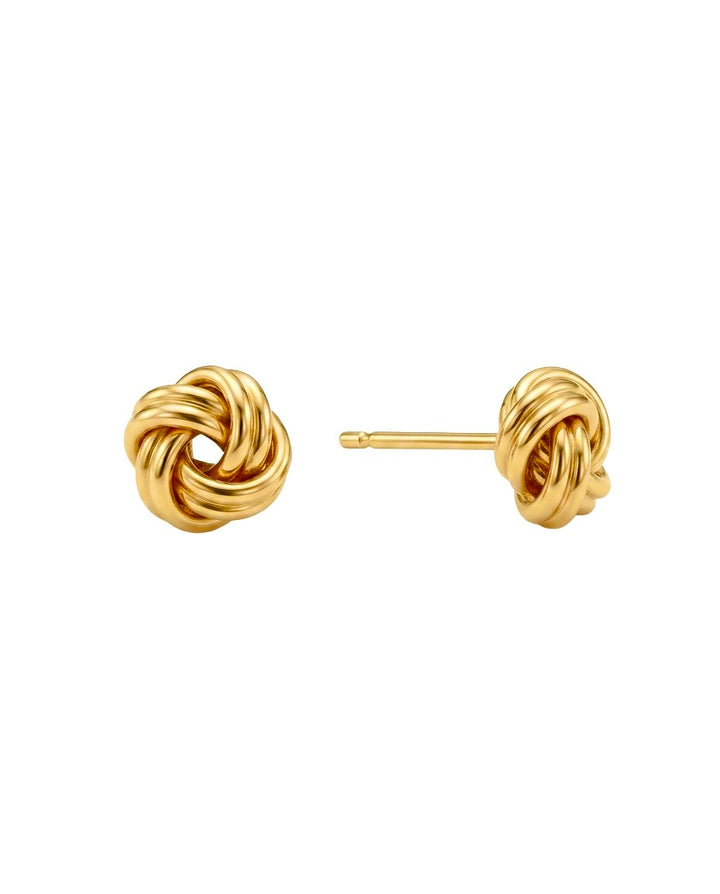 18 Karat Gold Ohrstecker in eleganter Knotenform mit glänzend polierter Oberfläche. Die zeitlosen, runden Stecker symbolisieren Verbundenheit und passen sowohl zu klassischen als auch modernen Looks. Hochwertiger Echtschmuck aus 750er Gold für Alltag und besondere Anlässe.