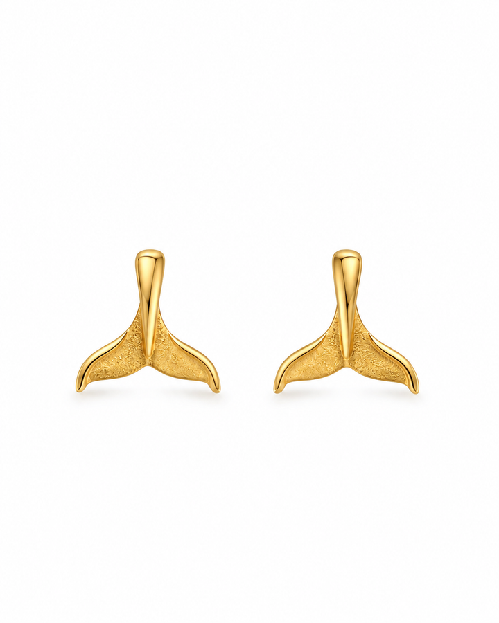 Paar Dom-e Val Walflossen-Ohrstecker aus 18k Gelbgold mit symmetrischem Design auf weissem Hintergrund