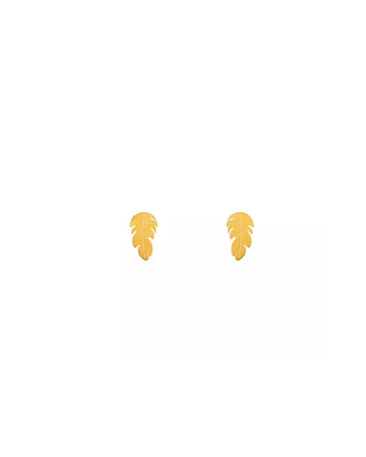 Ohrstecker aus 18k Gelbgold in Blattform – freigestellt