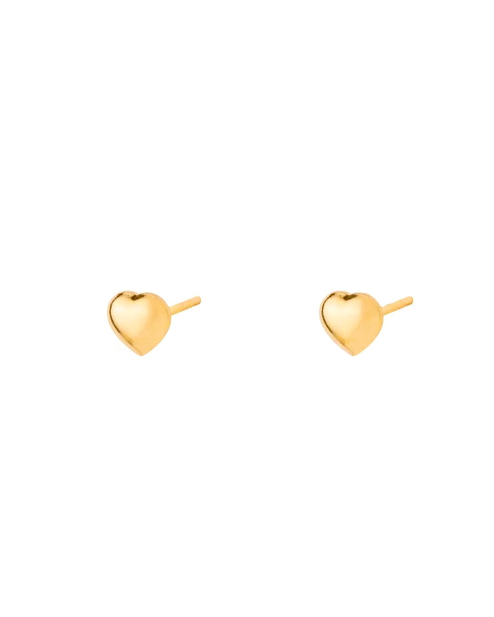 Ohrstecker aus 18k Gelbgold in kleiner Herzform, freigestelltes Produktbild