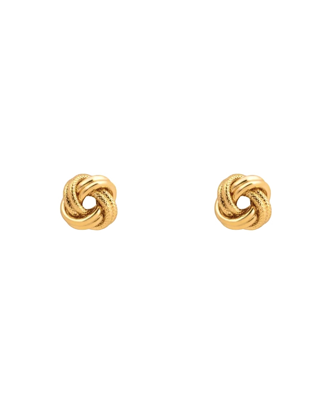 Elegante Ohrstecker aus 18k Gelbgold im Knoten-Design. Handgefertigt, zeitlos und vielseitig kombinierbar.
