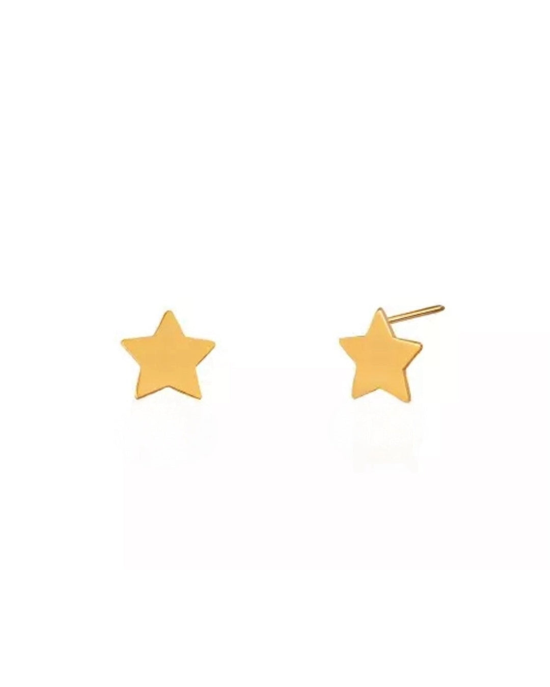 Detailansicht: 18k Goldstern als Ohrstecker mit klassischem Verschluss