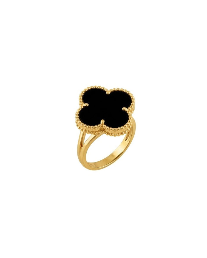 Produktbild: Kleeblatt-Ring aus 18k Gelbgold mit schwarzem Stein – Studioaufnahme