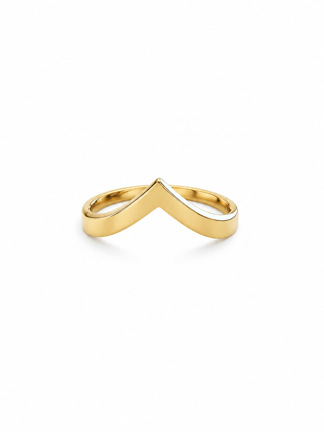 Detailansicht des Owj Rings mit klarer V-Form und hochglanzpolierter Goldoberfläche