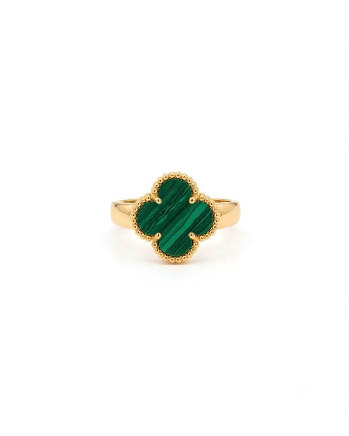 18k Gelbgold Ring mit Malachit Kleeblatt – Raz-e Sabz, handgefertigt